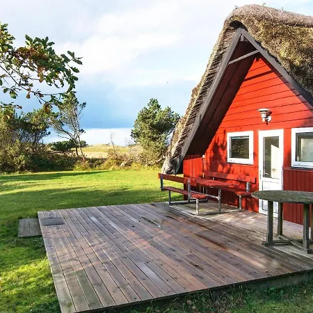 Tranquil Thatched On Romo-by Traum